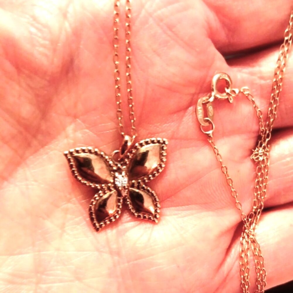 GOLD STERLING DIAMOND HEART NECKLACE